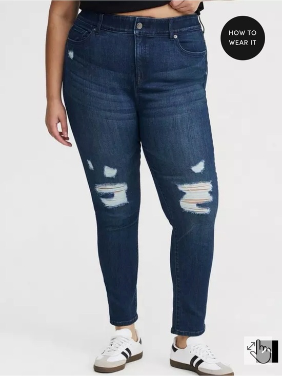 torrid Denim - NWTs Torrid Premium Distressed Dark Wash Bombshell Skinny Jeans